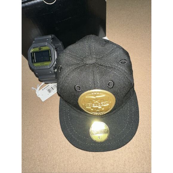 G-SHOCK NEW ERA CAP 35TH ANNIV. LIMITED EDITION DW-5600NE New With Box main image 8